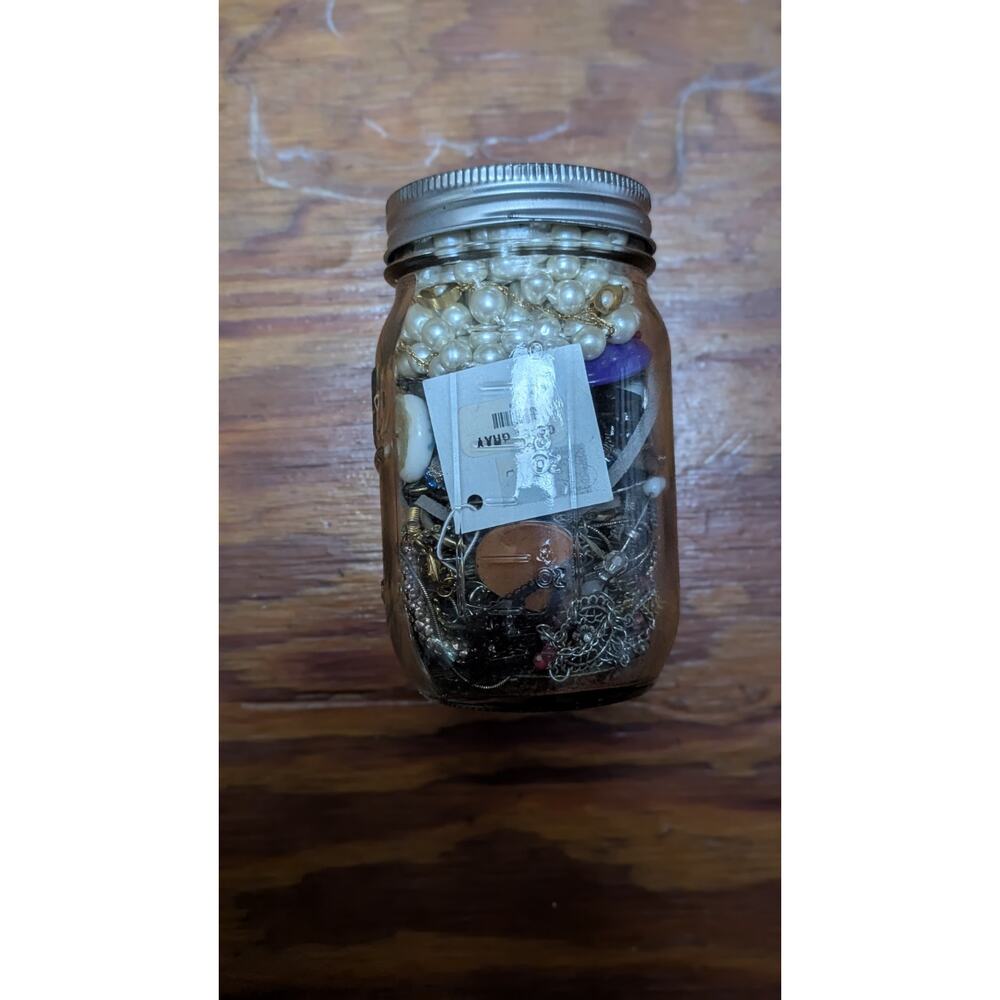 Estate Jewelry Lot Full Ball Mason Jar Vintage Costume Pearl Gold Tone For Parts - Picture 3 of 6